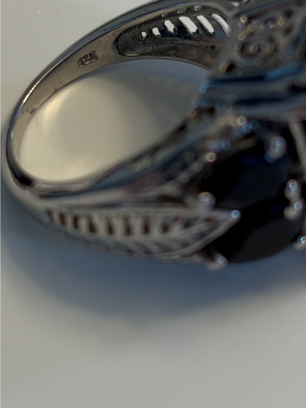 Statement Black Gemstone Cocktail Ring- Sterling Silver . 925 (12 g Size 9) - Picture 13 of 13